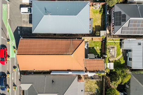 Photo of property in 554 Adelaide Road, Berhampore, Wellington, 6023