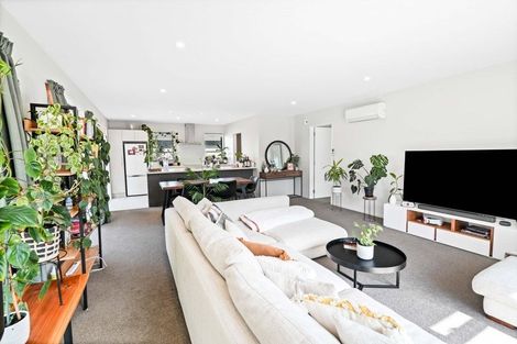 Photo of property in 22 Packard Crescent, Halswell, Christchurch, 8025