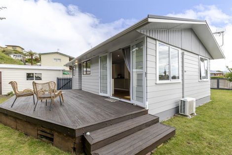 Photo of property in 69 Oranga Street, Westown, New Plymouth, 4310