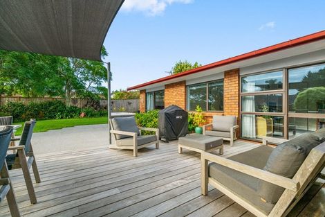 Photo of property in 8 Kuripaka Crescent, The Gardens, Auckland, 2105