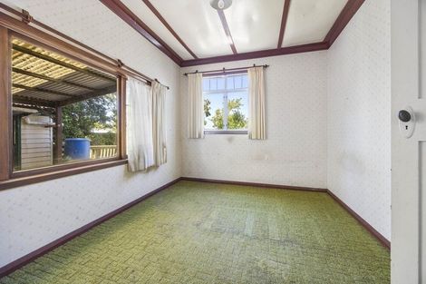 Photo of property in 14 Waihi Road, Hawera, 4610