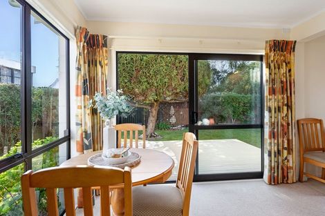 Photo of property in 27 Waimea Road, Waikanae Beach, Waikanae, 5036