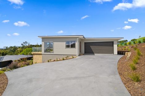 Photo of property in 10 Morey Road, Cable Bay, 0420