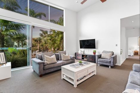 Photo of property in 26 Taumata Road, Omaha, Warkworth, 0986