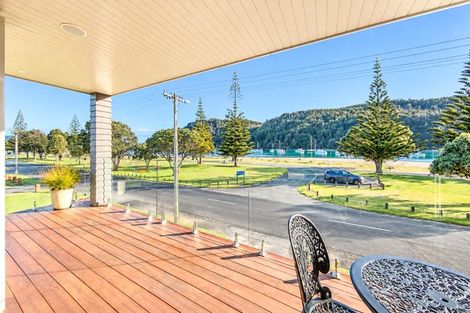 Photo of property in 305a Beach Road, Whangamata, 3620