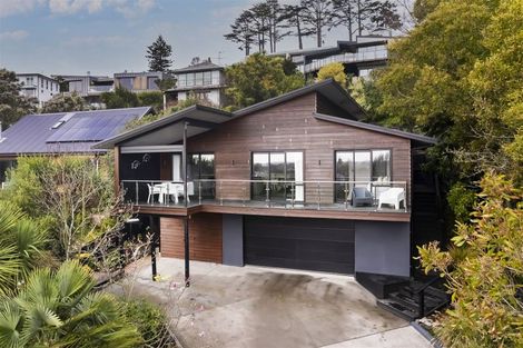 Photo of property in 300 Centaurus Road, Hillsborough, Christchurch, 8022