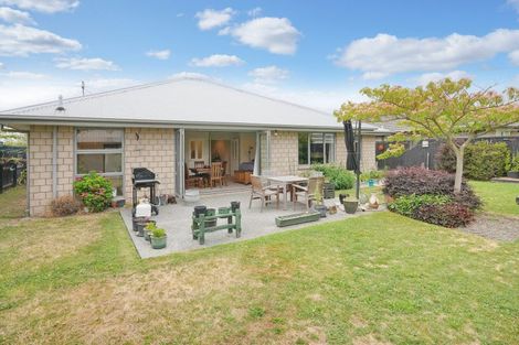 Photo of property in 16 Freyberg Street, Rangiora, 7400