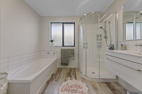 Photo of property in 18 Goddard Way, Sawyers Bay, Port Chalmers, 9023