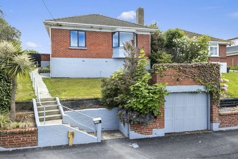 Photo of property in 140 Forfar Street, Clyde Hill, Dunedin, 9011