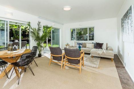 Photo of property in 5 Kilduff Place, Mairangi Bay, Auckland, 0630