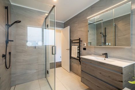 Photo of property in 20 Kerrigan Crescent, Wallaceville, Upper Hutt, 5018