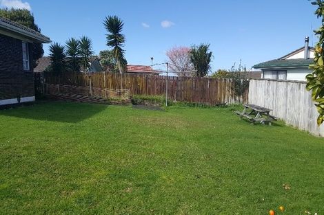 Photo of property in 41 Anich Road, Massey, Auckland, 0614