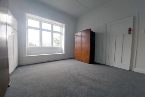 Photo of property in 8 Roxburgh Grove, Petone, Lower Hutt, 5012