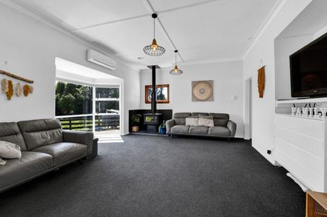 Photo of property in 1233 Egmont Road, Egmont Village, New Plymouth, 4372