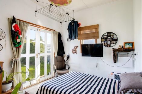 Photo of property in 105 Wellesley Road, Napier South, Napier, 4110