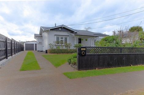 Photo of property in 18 Godwin Crescent, College Estate, Whanganui, 4500