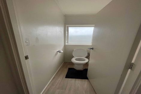 Photo of property in 21 Rotoiti Avenue, Pakuranga Heights, Auckland, 2010