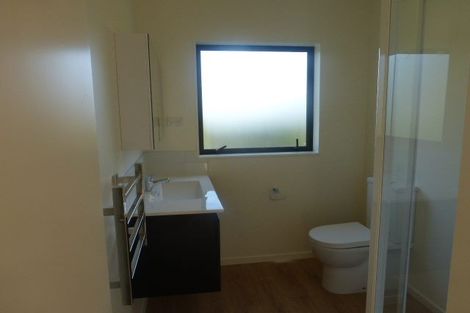 Photo of property in 16 Glendene Avenue, Glendene, Auckland, 0602