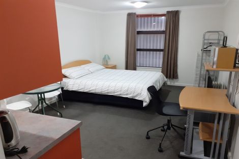 Photo of property in Aitken Street Apartments, 203/5 Aitken Street, Thorndon, Wellington, 6011