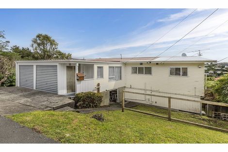 Photo of property in 99 Helston Road, Paparangi, Wellington, 6037