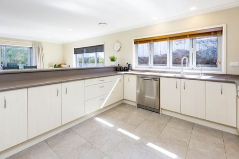 Photo of property in 118 Kirton Drive, Riverstone Terraces, Upper Hutt, 5018