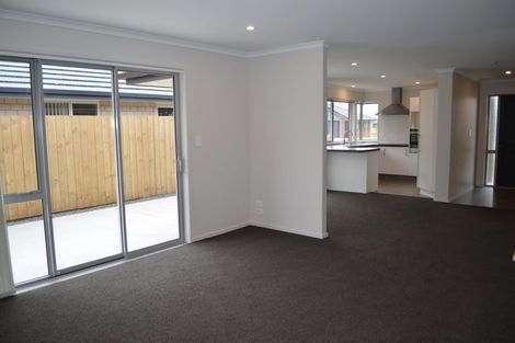 Photo of property in 39 Leet Crescent, Papamoa Beach, Papamoa, 3118