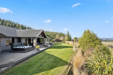 Photo of property in 42 Woodside Road, Woodside, Outram, 9073