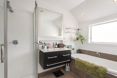 Photo of property in 8 Bradshaw Terrace, Riccarton, Christchurch, 8011