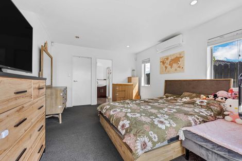 Photo of property in 9 Maadi Place, Papakura, 2110