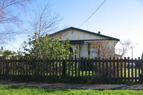 Photo of property in 14 Fairs Road, Milson, Palmerston North, 4414