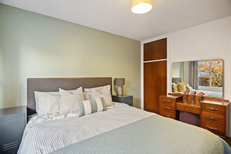 Photo of property in 1/4 Valecrest Avenue, Parklands, Christchurch, 8083