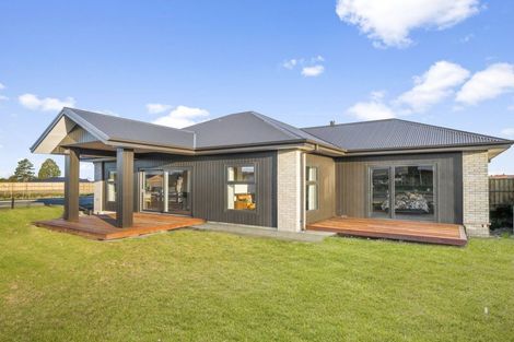 Photo of property in 2 Benn Street, Amberley, 7481