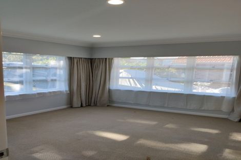 Photo of property in 4 Tiki Street, New Lynn, Auckland, 0600