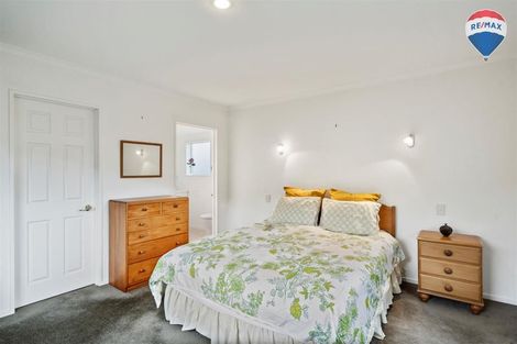 Photo of property in 18 Galveston Grove, Totara Park, Upper Hutt, 5018