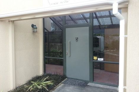 Photo of property in 10 Dunkeld Lane, Redcliffs, Christchurch, 8081