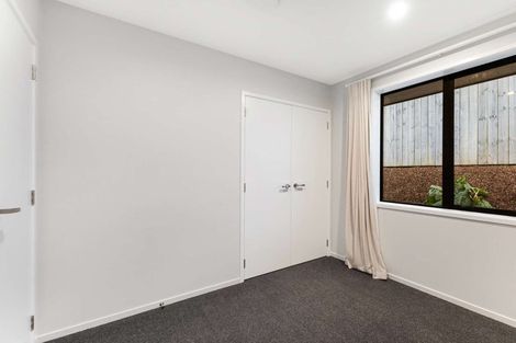 Photo of property in 9 Rehua Place, Waiwhakaiho, New Plymouth, 4312