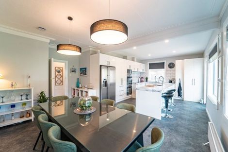 Photo of property in 14 Earls Road, Saint Clair, Dunedin, 9012