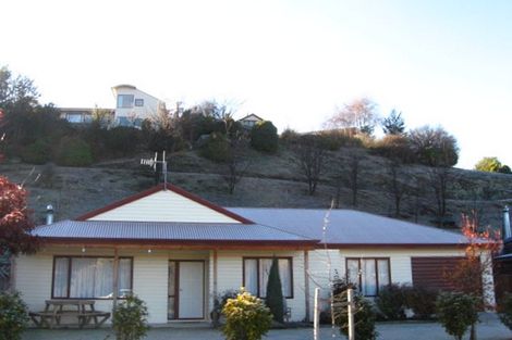 Photo of property in 39 Mcdonnell Road, Arrowtown, 9302