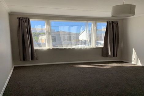 Photo of property in 16 Normanby Street, Newtown, Wellington, 6021