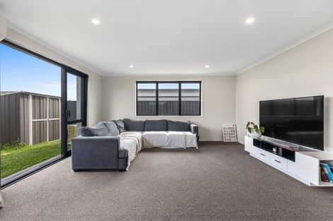 Photo of property in 8 Ash Lane, Omokoroa, 3114