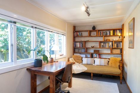 Photo of property in 7 Grove Road, Haumoana, 4102