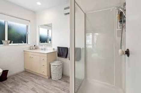 Photo of property in 70 Campbell Avenue, Paraparaumu, 5032