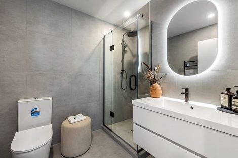Photo of property in 15 Humariri Street, Point Chevalier, Auckland, 1022
