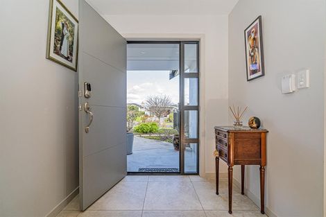 Photo of property in 1 Topping Place, Whitianga, 3510