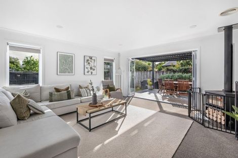 Photo of property in 22 Te Anau Place, Glenview, Hamilton, 3206