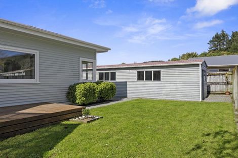 Photo of property in 14c Sharpe Crescent, Wainuiomata, Lower Hutt, 5014