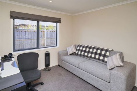 Photo of property in 21 Parklea Avenue, Halswell, Christchurch, 8025