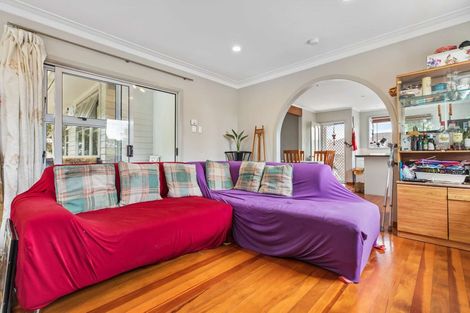 Photo of property in 291 Swanson Road, Ranui, Auckland, 0612