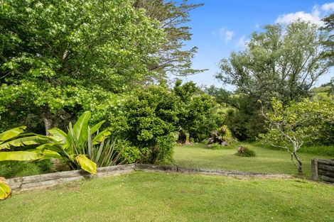 Photo of property in 16 Okura River Road, Okura, Albany, 0792