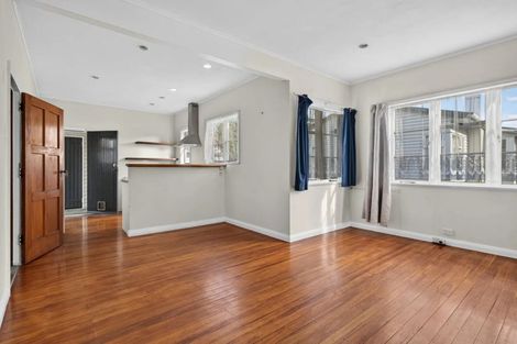 Photo of property in 23 Cairnfield Road, Kensington, Whangarei, 0112